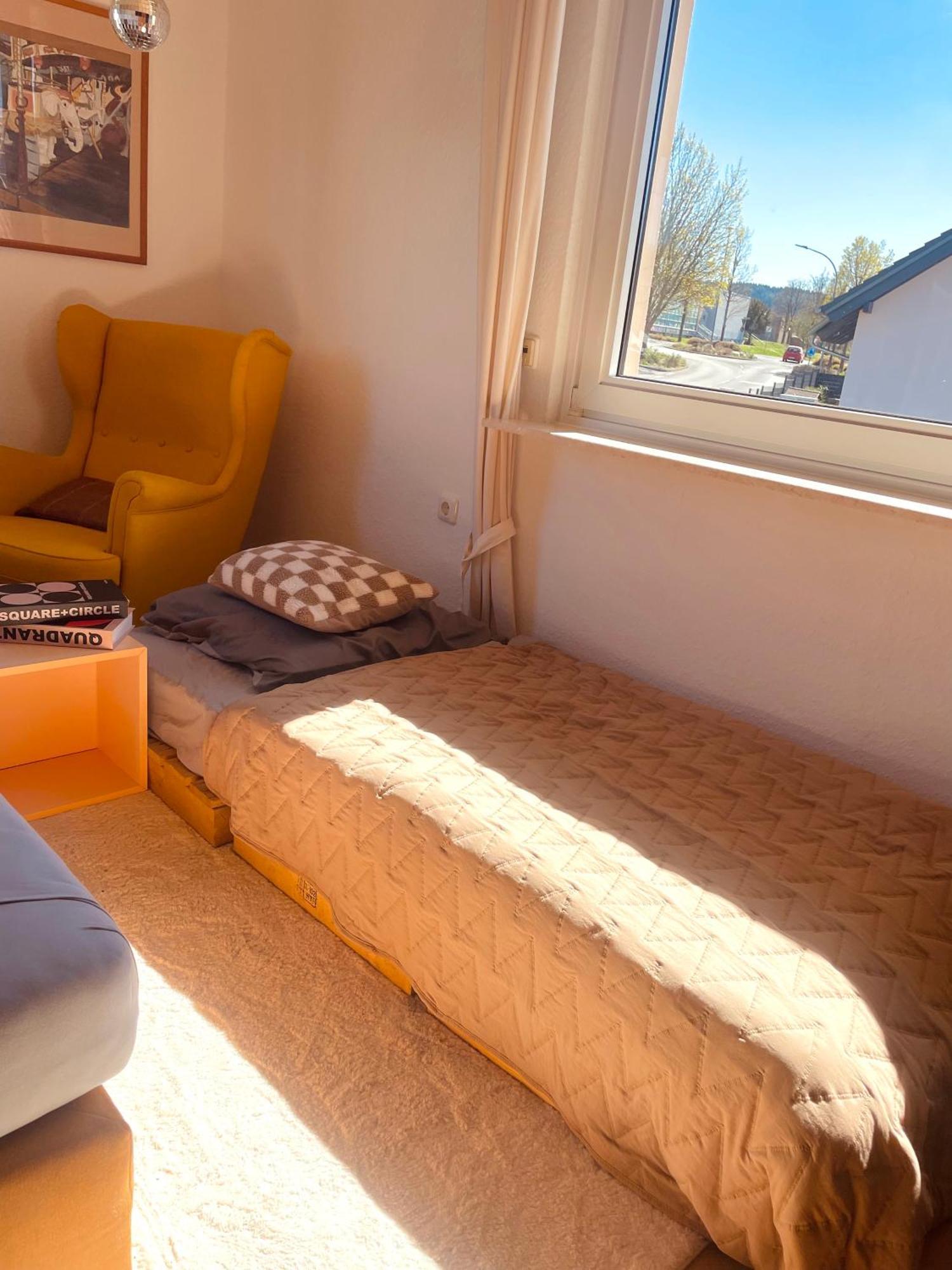 Homestay - Panoramablick Ueber Buedingen Zewnętrze zdjęcie